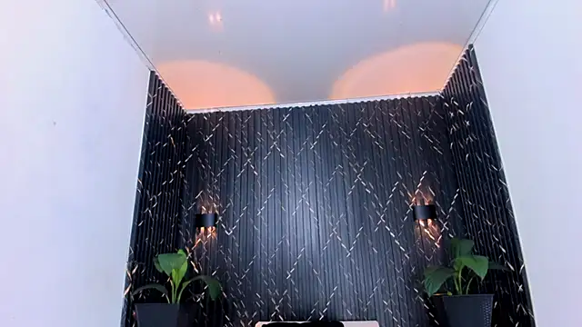 StefanyVillarreal  online show from July 5, 8:37 pm