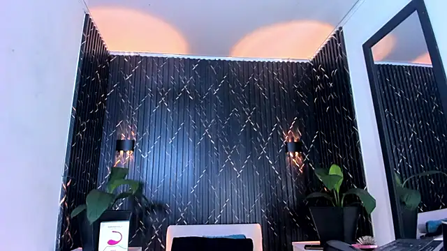 StefanyVillarreal  online show from July 9, 8:57 pm
