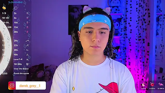 derek greyy   online show from July 29, 5:33 pm
