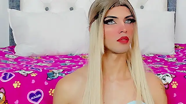 esmeraldasexycutee online show from July 2, 2:45 am