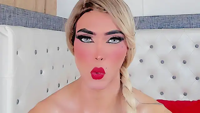 esmeraldasexycutee online show from July 9, 4:49 am
