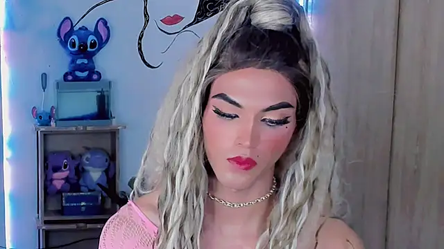 esmeraldasexycutee online show from July 22, 7:45 am