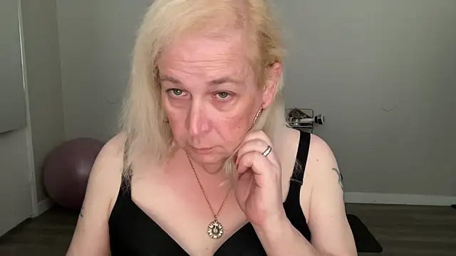 silverbanger3 online show from March 26, 7:17 pm