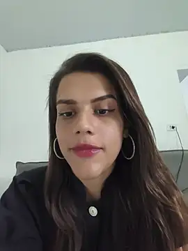 GatadaFaxina online show from July 10, 8:24 pm