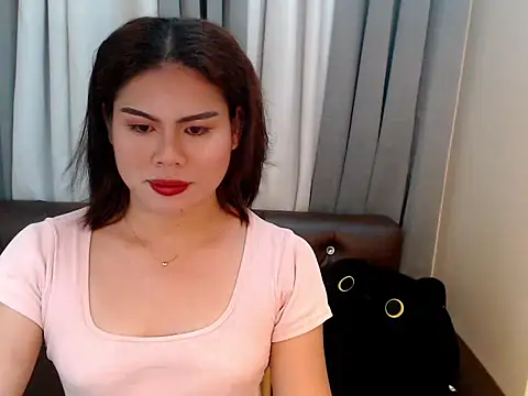carla newhere online show from July 3, 10:43 am