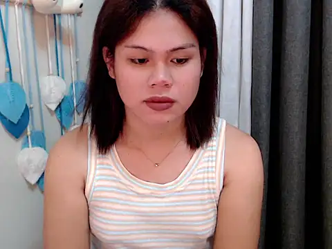 carla newhere online show from July 23, 7:39 am