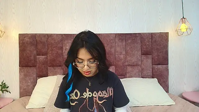 SamanthaFairyy online show from July 6, 3:03 pm