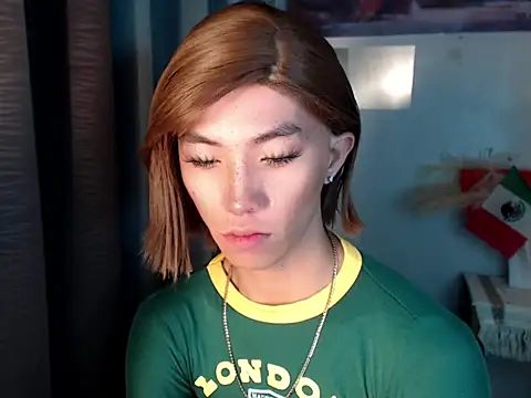 urasianfairyxx online show from July 7, 6:47 am
