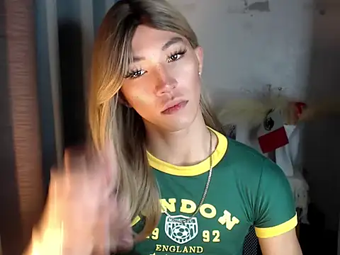 urasianfairyxx online show from July 19, 8:18 am