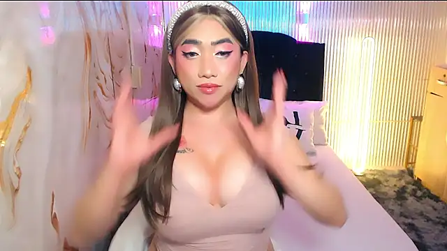 TsLovelyCock online show from August 2, 9:31 am