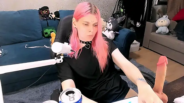 LunaPink69 online show from July 26, 1:47 am