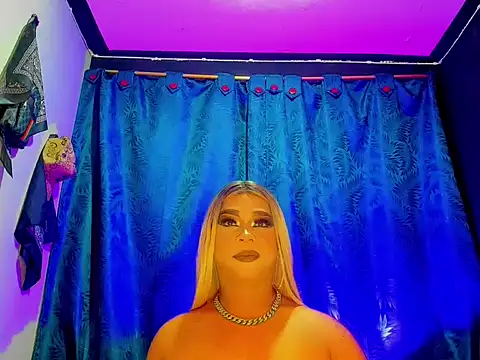 Crystal ShineSt online show from July 25, 10:40 pm