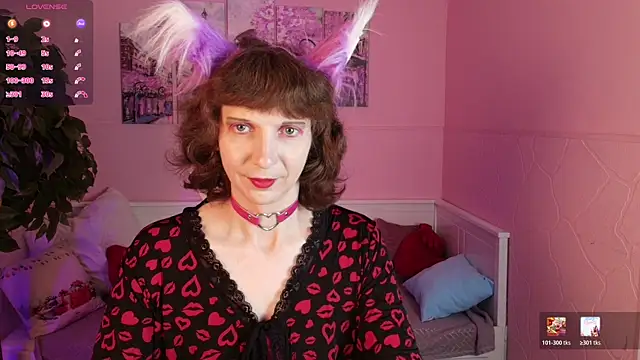 Kate Avis online show from August 2, 9:36 pm