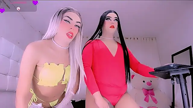  BABY LATINAS  online show from July 30, 4:11 am