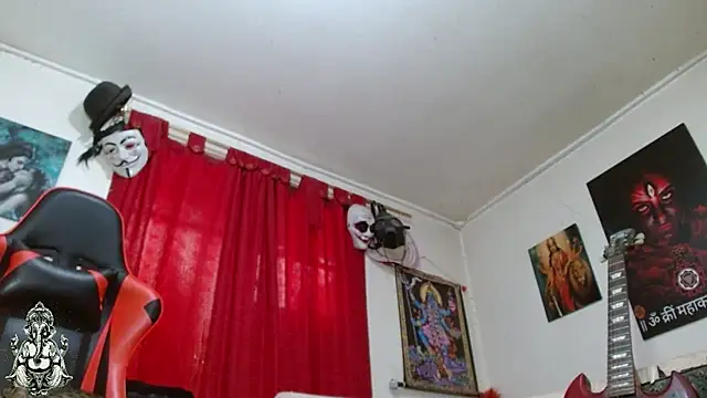 Amanda Valeska online show from June 24, 6:17 pm