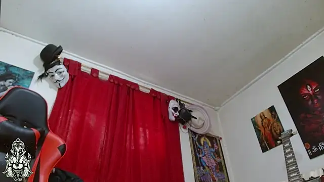 Amanda Valeska online show from July 5, 4:35 pm