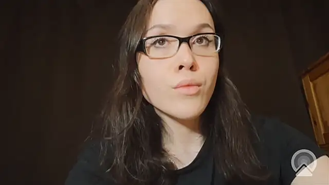 RachelSav online show from July 28, 6:20 pm