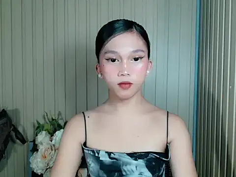 softtemptationpau  online show from July 31, 1:44 pm