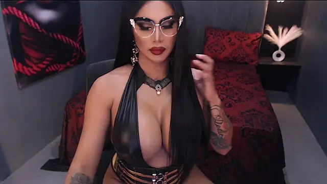 DominatrixMistressSilva online show from July 16, 4:13 pm