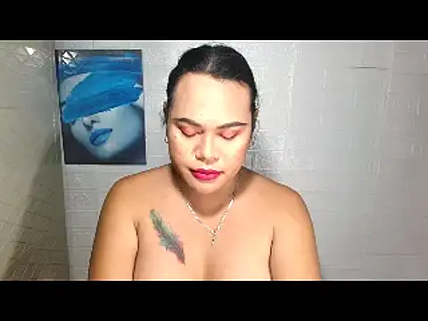 PrettyDiannara online show from March 7, 8:38 am