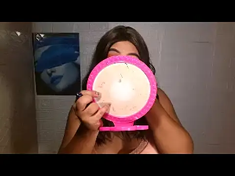 PrettyDiannara online show from March 8, 12:35 am