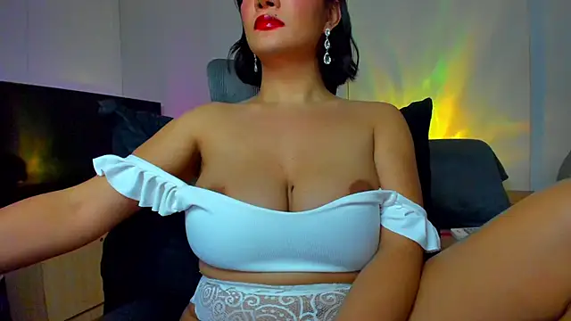 savanna013 online show from June 15, 5:48 pm