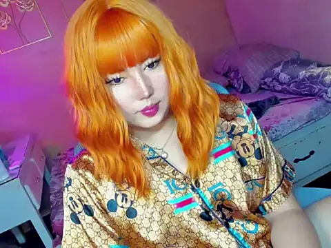 HOTnWILDalice online show from November 24, 2:14 am