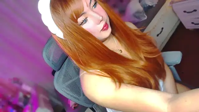 HOTnWILDalice online show from June 16, 3:42 am