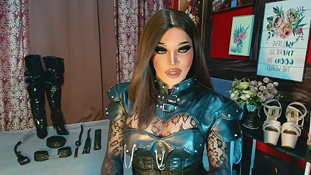 trixxielicious online show from December 16, 9:42 pm