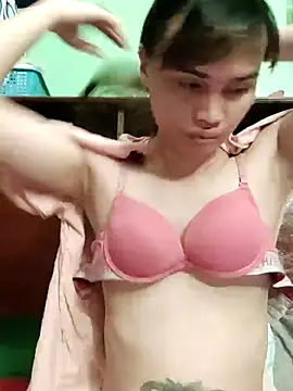 QueenSoreal online show from April 1, 5:21 pm