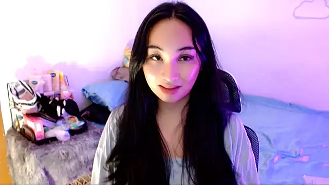 SweetLilly 18 online show from November 15, 2:20 am