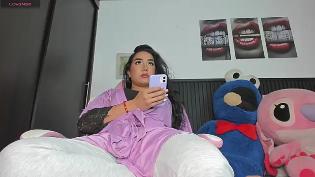 KATALINA HOT TS online show from December 5, 8:26 pm