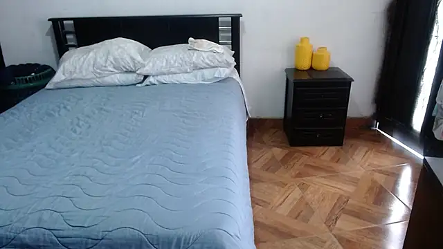 sensual nataliee online show from October 23, 1:15 pm