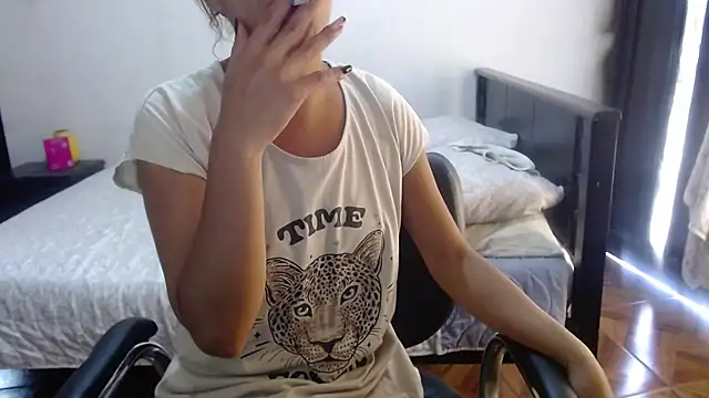 sensual nataliee online show from July 7, 2:43 pm