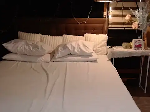 xheavenlytrans online show from December 3, 3:11 am