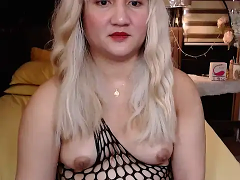 xheavenlytrans online show from December 19, 4:40 am