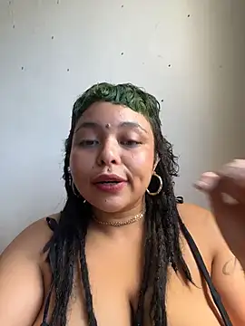 PrincessLauren420 online show from August 2, 4:06 pm