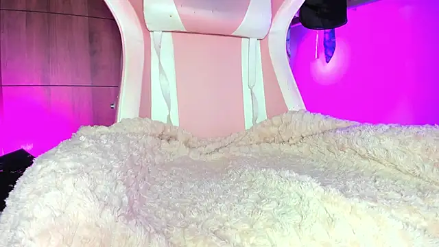 KataFerreira777 online show from November 28, 11:39 pm