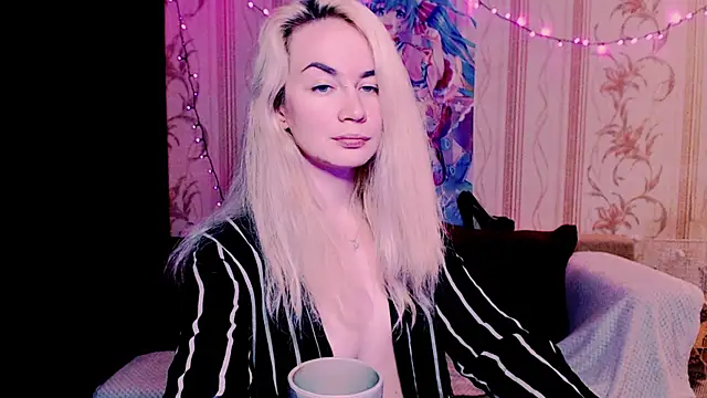 xxxcharismaaa online show from May 31, 6:09 pm