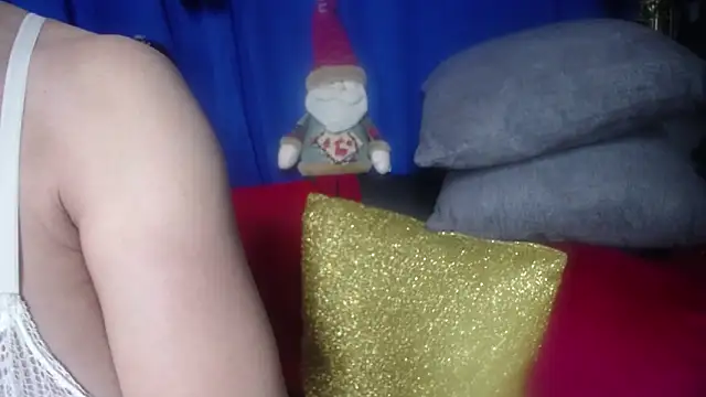 mia beatles online show from December 19, 6:24 pm