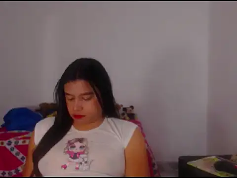 katrinawillff online show from July 10, 6:06 am