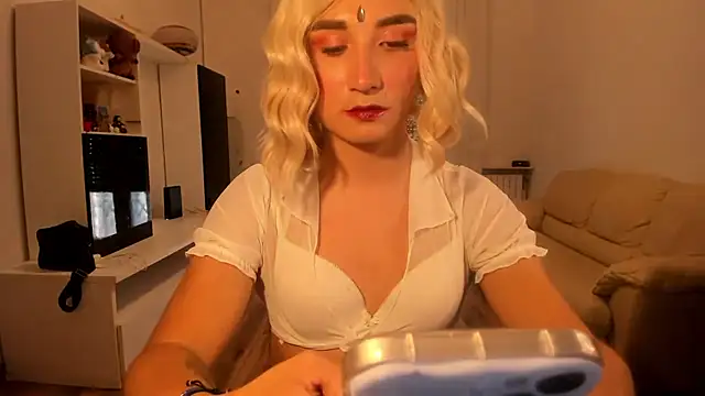 wanderlustxxx  online show from July 23, 5:33 pm