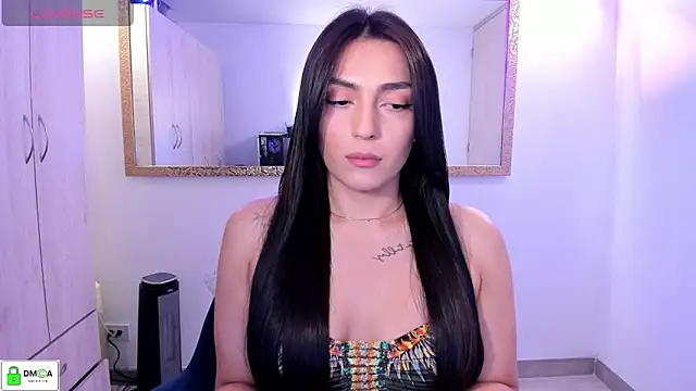 EricaVanderhill online show from April 5, 9:02 pm