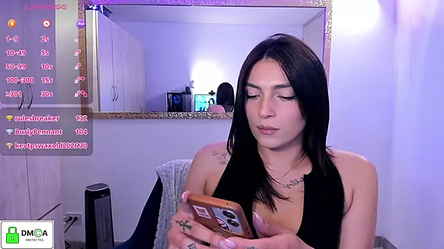 EricaVanderhill online show from April 24, 10:57 pm