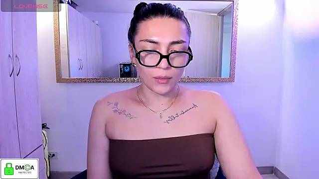 EricaVanderhill online show from July 27, 10:49 pm