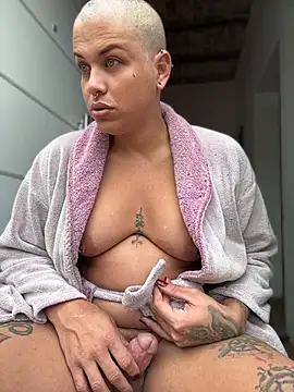 Alicbranca online show from August 3, 4:24 pm