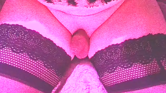 LatruieSow online show from January 24, 1:46 am