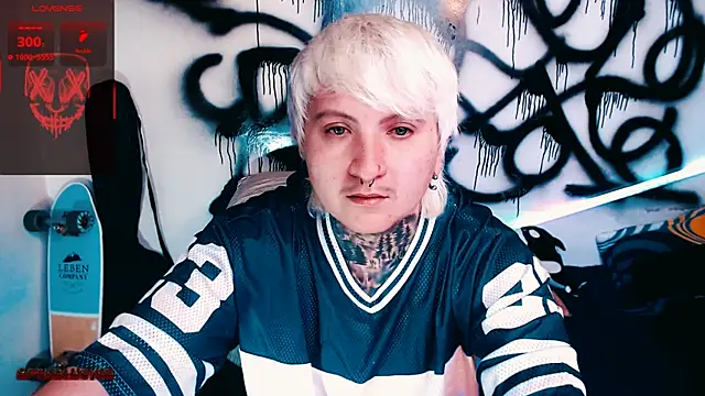 Marieblueeyes online show from July 28, 4:39 pm