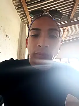 brunettehot77 online show from September 19, 8:47 pm