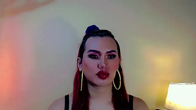 beatrice 21 online show from August 5, 1:44 am